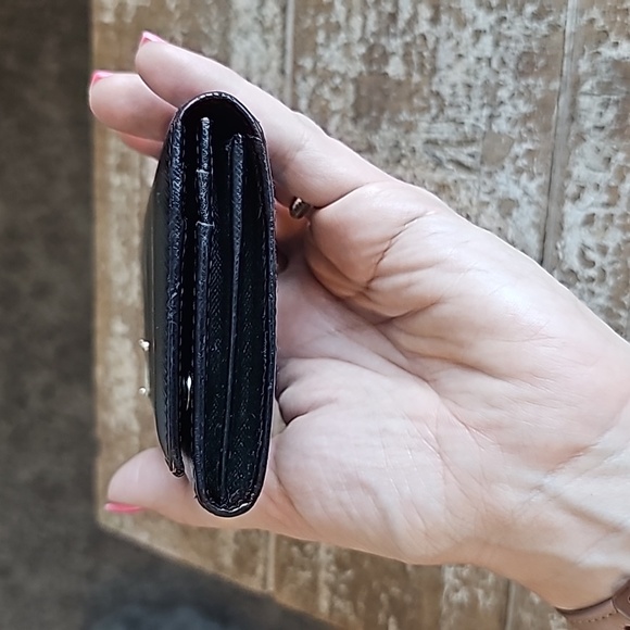 Prada Wallet - Picture 5 of 16